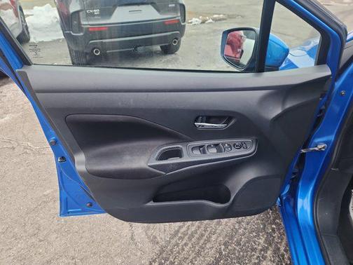 2021 Nissan Versa 1.6 SV