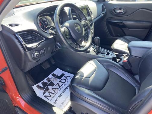 Spitfire Orange Clearcoat 2021 Jeep Cherokee Altitude