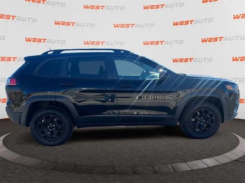 2022 Jeep Cherokee X 4x4