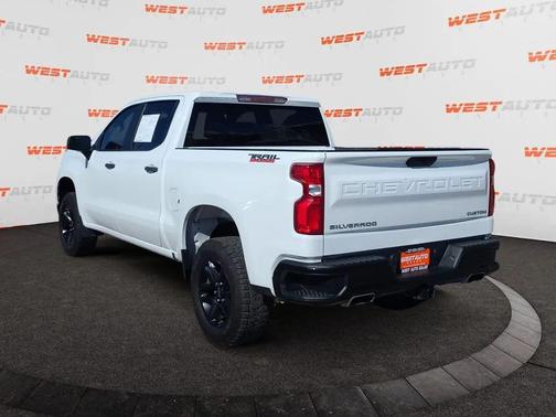 Summit White 2020 Chevrolet Silverado 1500 Custom Trail Boss