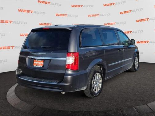 2015 Chrysler Town & Country Touring