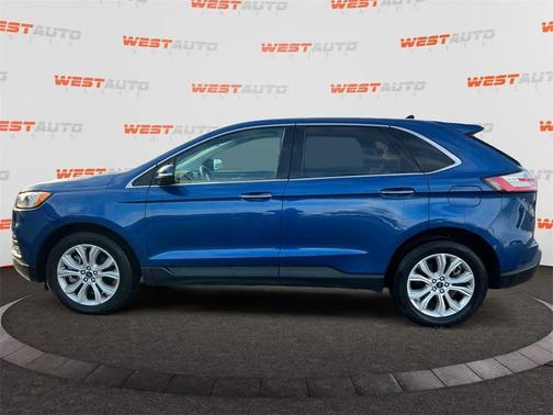 2022 Ford Edge Titanium