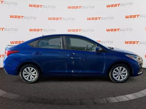 2019 Hyundai Accent SE