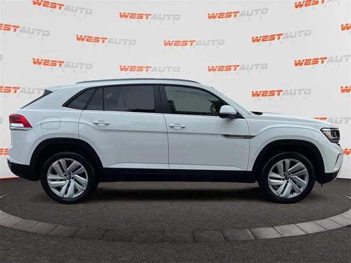 2022 Volkswagen Atlas Cross Sport 3.6L V6 SE w/Technology