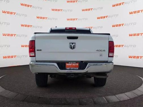 2019 RAM 1500 SLT