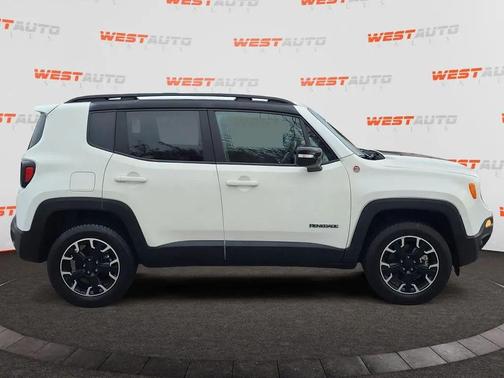 2023 Jeep Renegade Trailhawk