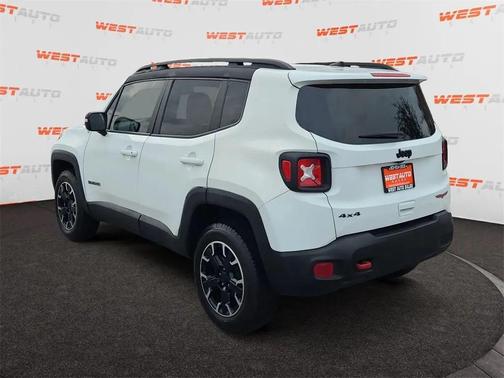 2023 Jeep Renegade Trailhawk
