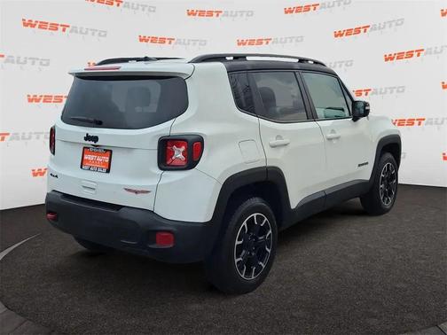 2023 Jeep Renegade Trailhawk