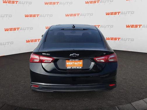 2022 Chevrolet Malibu FWD LT