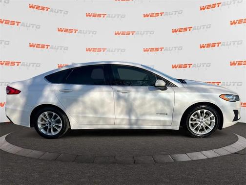 2019 Ford Fusion Hybrid SE
