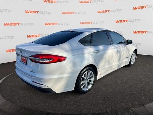 2019 Ford Fusion Hybrid SE
