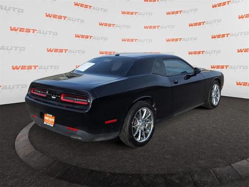 2015 Dodge Challenger SXT
