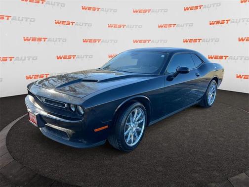 2015 Dodge Challenger SXT