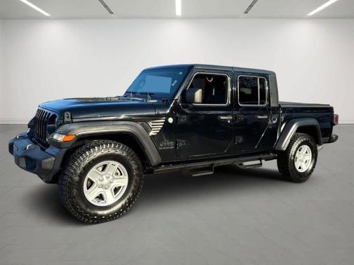 2020 Jeep Gladiator Sport