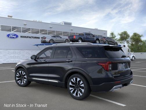 Agate Black Metallic 2026 Ford Explorer Platinum