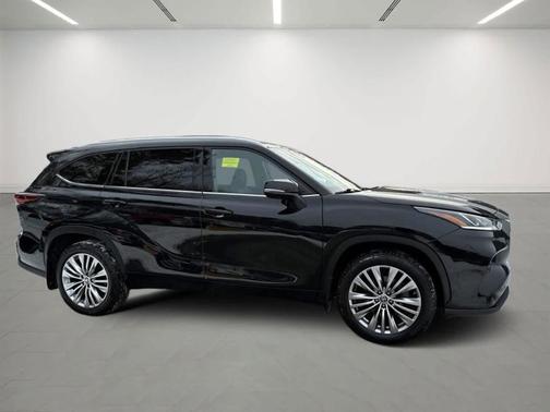 2024 Toyota Highlander Platinum