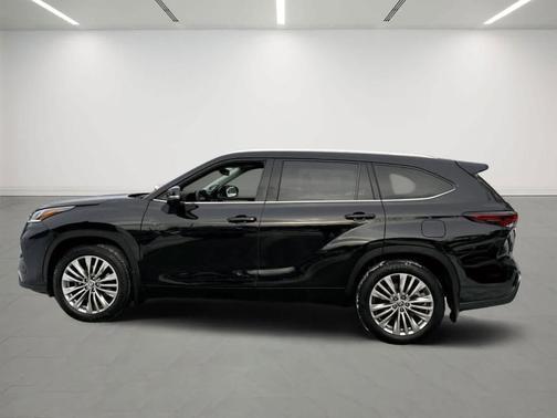 2024 Toyota Highlander Platinum