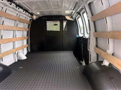 2023 Chevrolet Express 2500 Work Van
