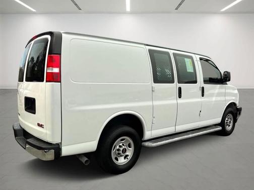 2023 GMC Savana 2500 Work Van