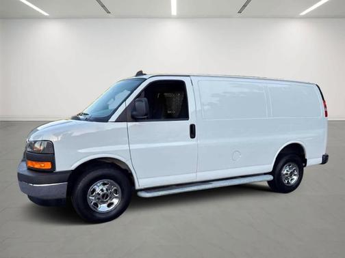 2023 GMC Savana 2500 Work Van