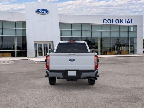 Oxford White 2026 Ford F-350 Lariat Super Duty
