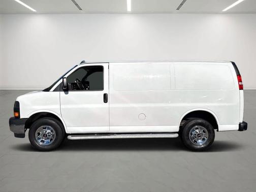 2023 GMC Savana 2500 Work Van