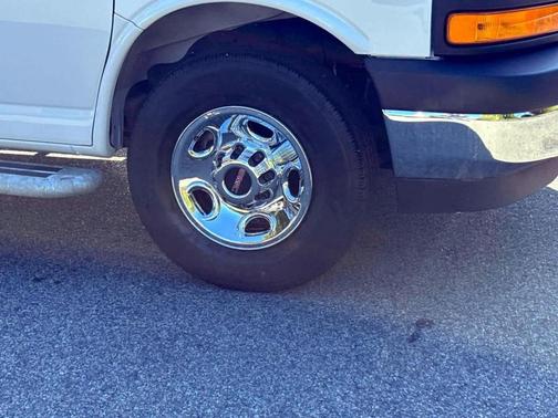 2023 GMC Savana 2500 Work Van