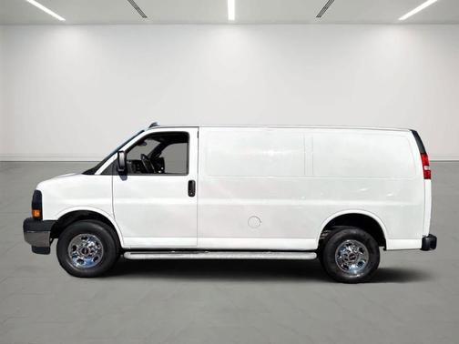 2023 GMC Savana 2500 Work Van