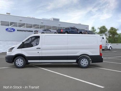 2026 Ford E-Transit Base