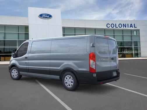 2025 Ford E-Transit Base
