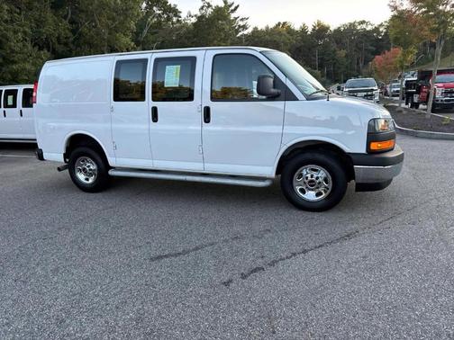 2023 GMC Savana 2500 Work Van
