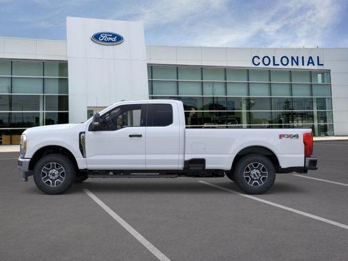 2025 Ford F-350 XLT