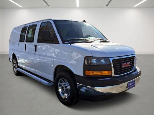 2023 GMC Savana 2500 Work Van