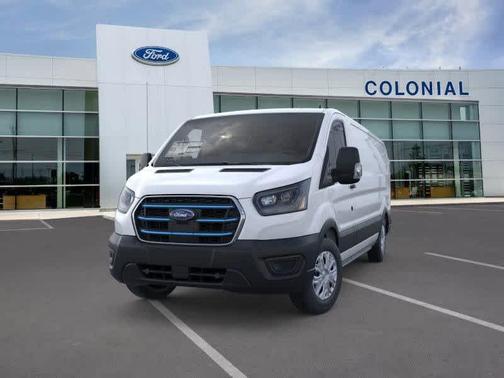 2025 Ford E-Transit Base
