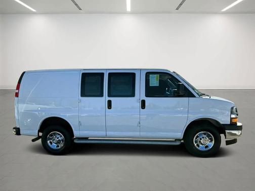 2024 Chevrolet Express 2500 Work Van