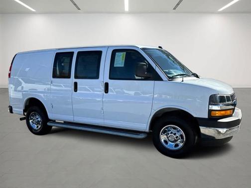 2024 Chevrolet Express 2500 Work Van