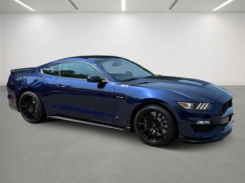 2018 Ford Shelby GT350 Base