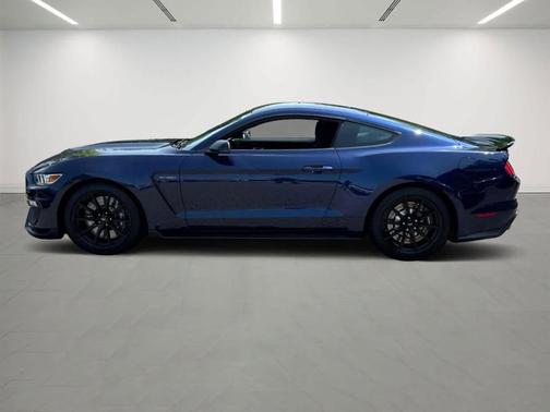 2018 Ford Shelby GT350 Base