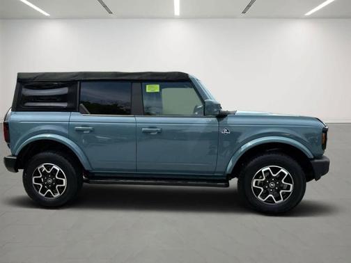 2021 Ford Bronco Outer Banks