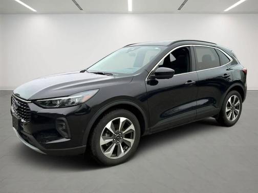 Agate Black Metallic 2024 Ford Escape Platinum