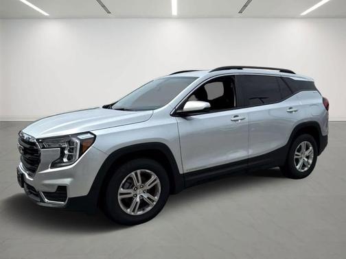 Quicksilver Metallic 2022 GMC Terrain SLE
