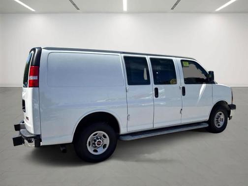 2023 GMC Savana 2500 Work Van