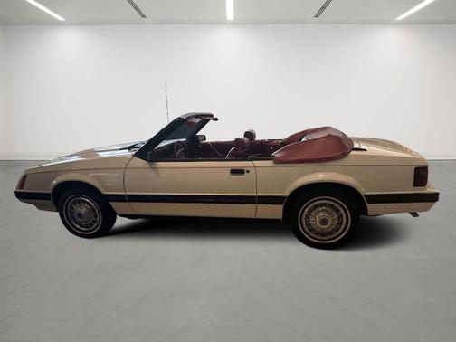 1983 Ford Mustang GLX