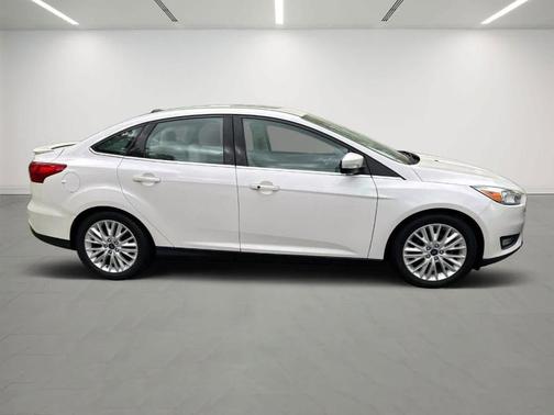 2017 Ford Focus Titanium
