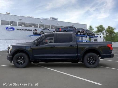 2025 Ford F-150 Lightning Pro