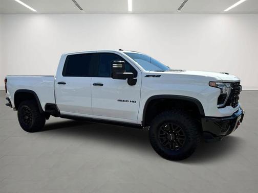White 2025 Chevrolet Silverado 2500 ZR2
