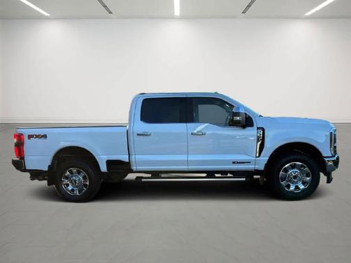 2024 Ford F-350 Lariat Super Duty