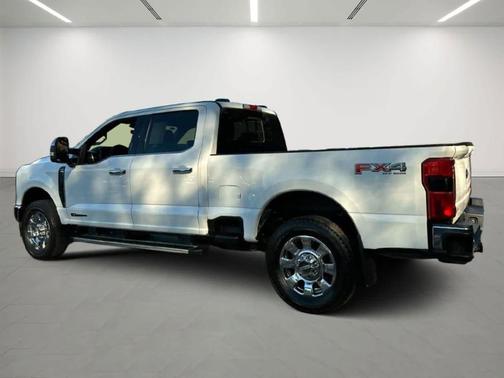 2024 Ford F-350 Lariat Super Duty