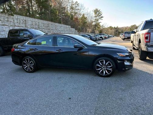 2022 Chevrolet Malibu RS