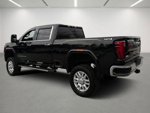 2024 GMC Sierra 2500 SLT